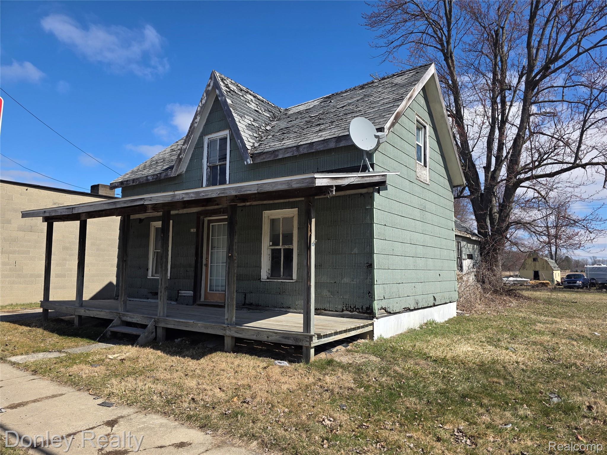 9620 Main