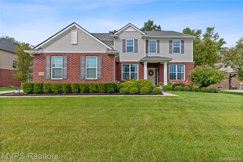 Photo of 13501 Brampton Court, Shelby Charter Township, MI 48315 (MLS # 20251037377)