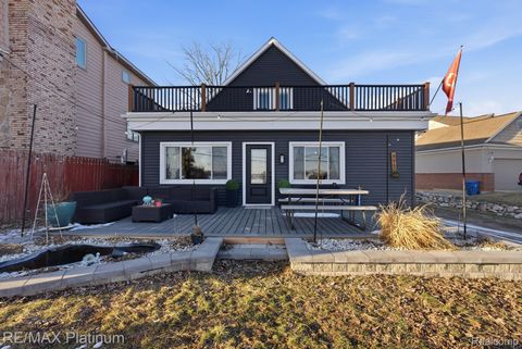 4960 Cooley Lake Road Waterford Charter Township MI 48327