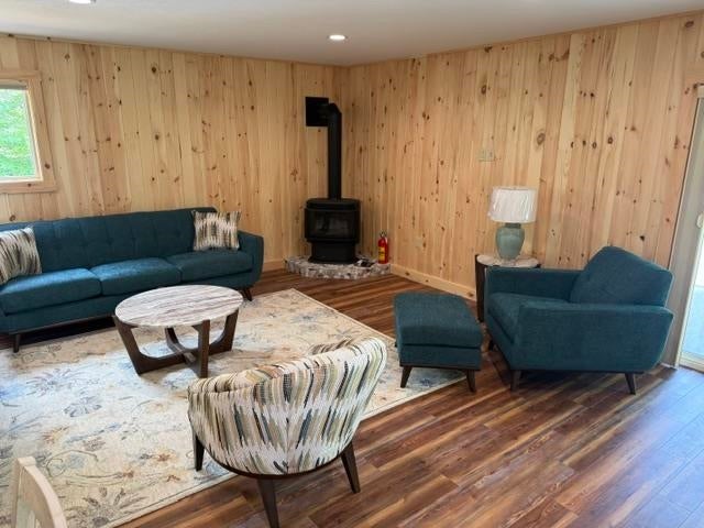 5933 SW Old Oak Trail