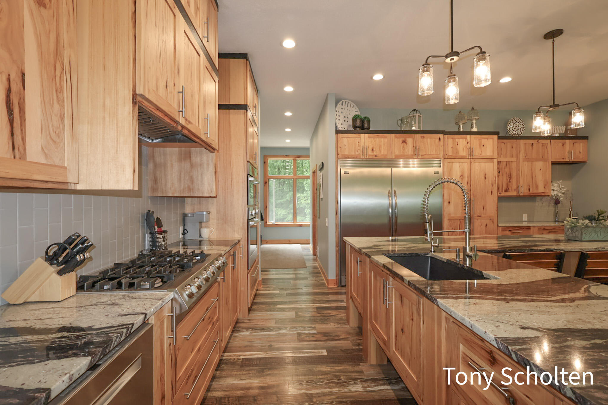 6374 Arrowhead Trail