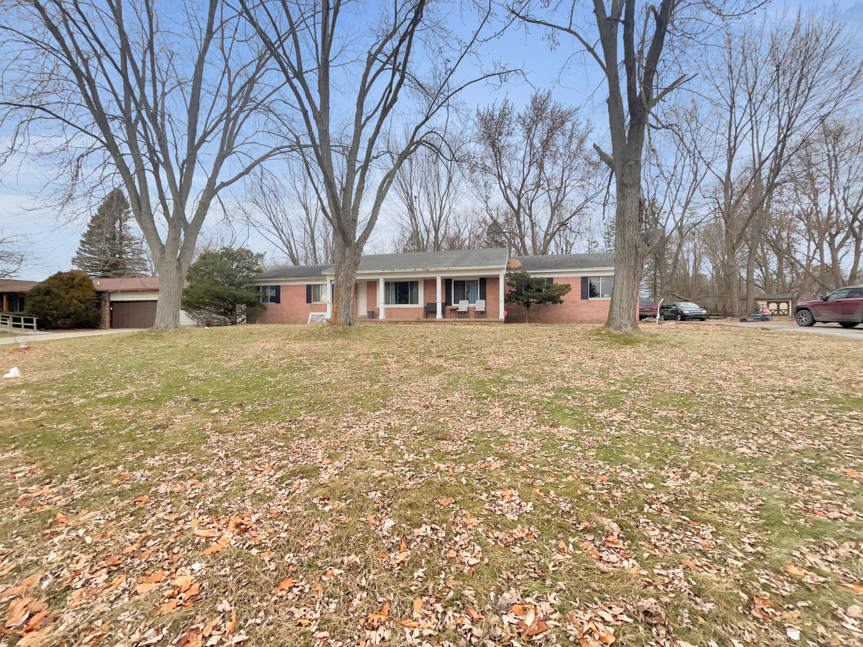 1095 S Devenish Lane