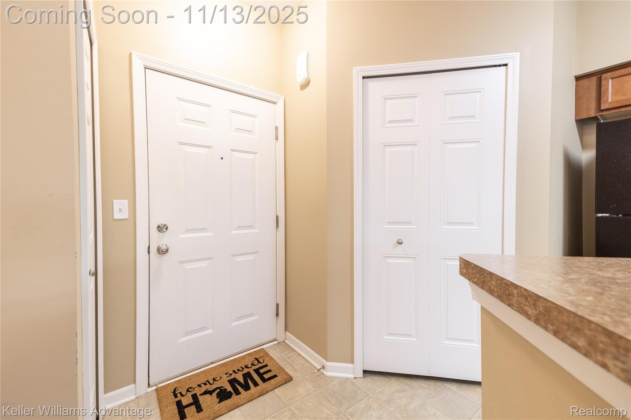 921 E Summerfield Glen Circle