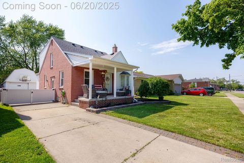 1040 17th Street Wyandotte City MI 48192
