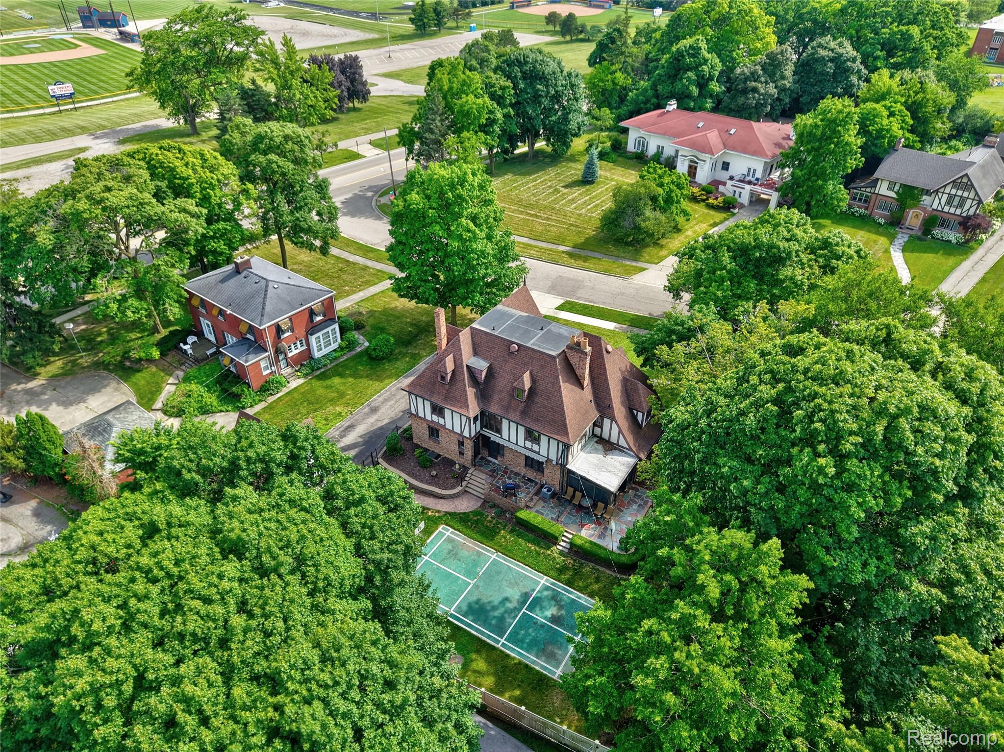 1117 South Drive