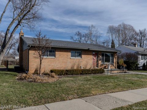 1922 Princeton Road Berkley City MI 48072