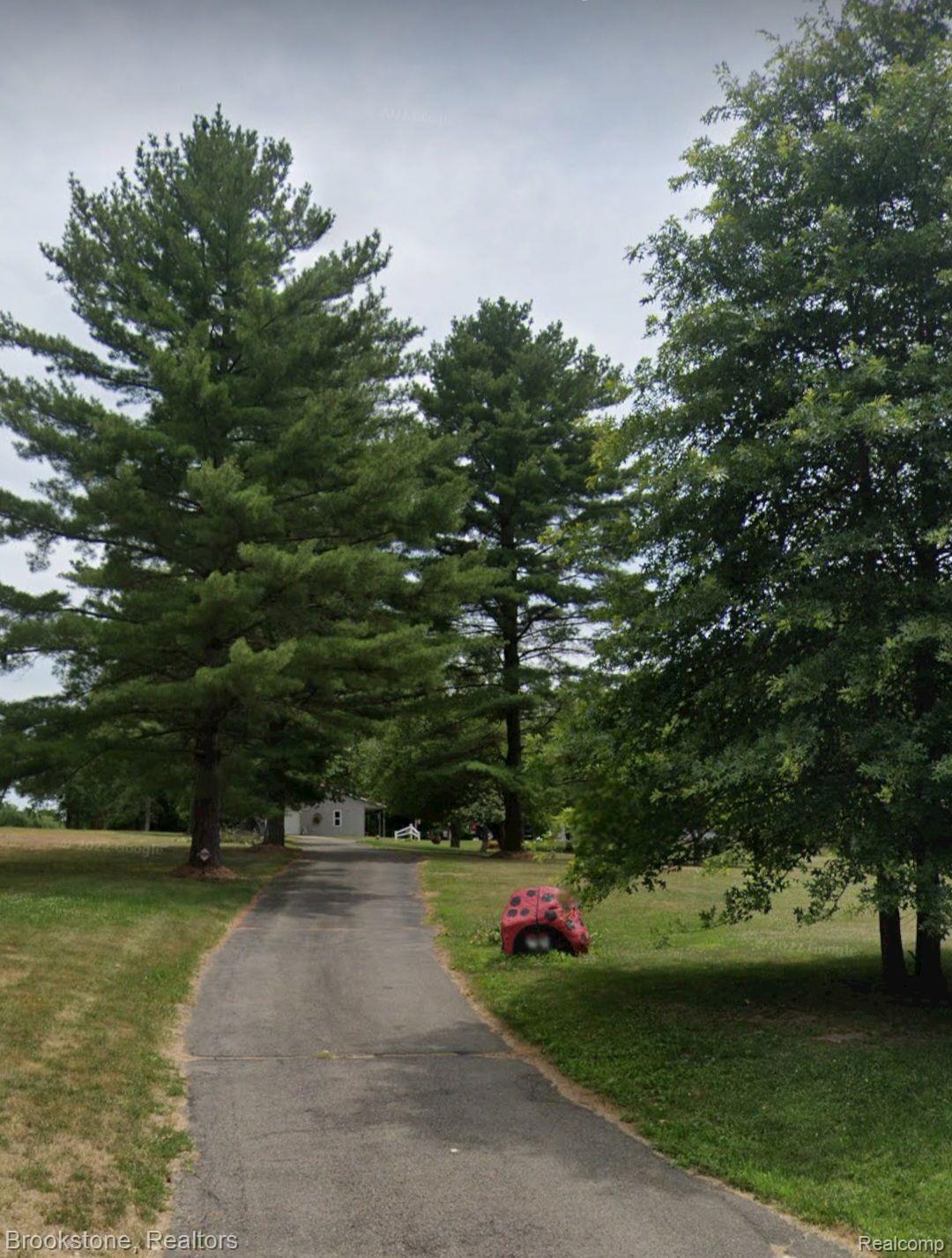 7090 LINDEN Road