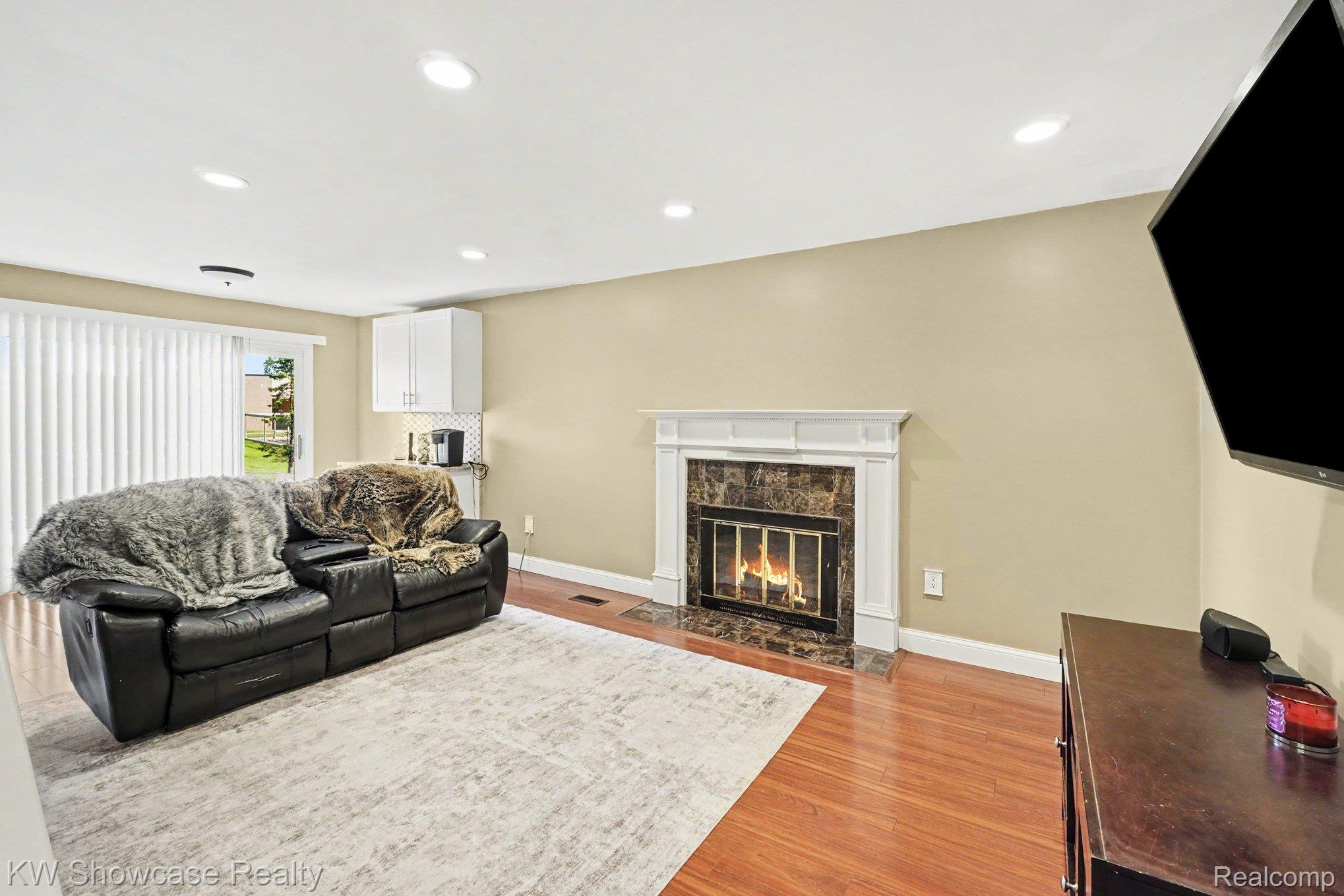 40652 Village Wood Road