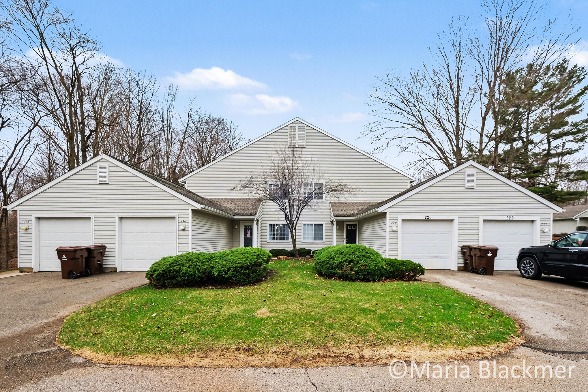 216 Hunters Lane NE 11