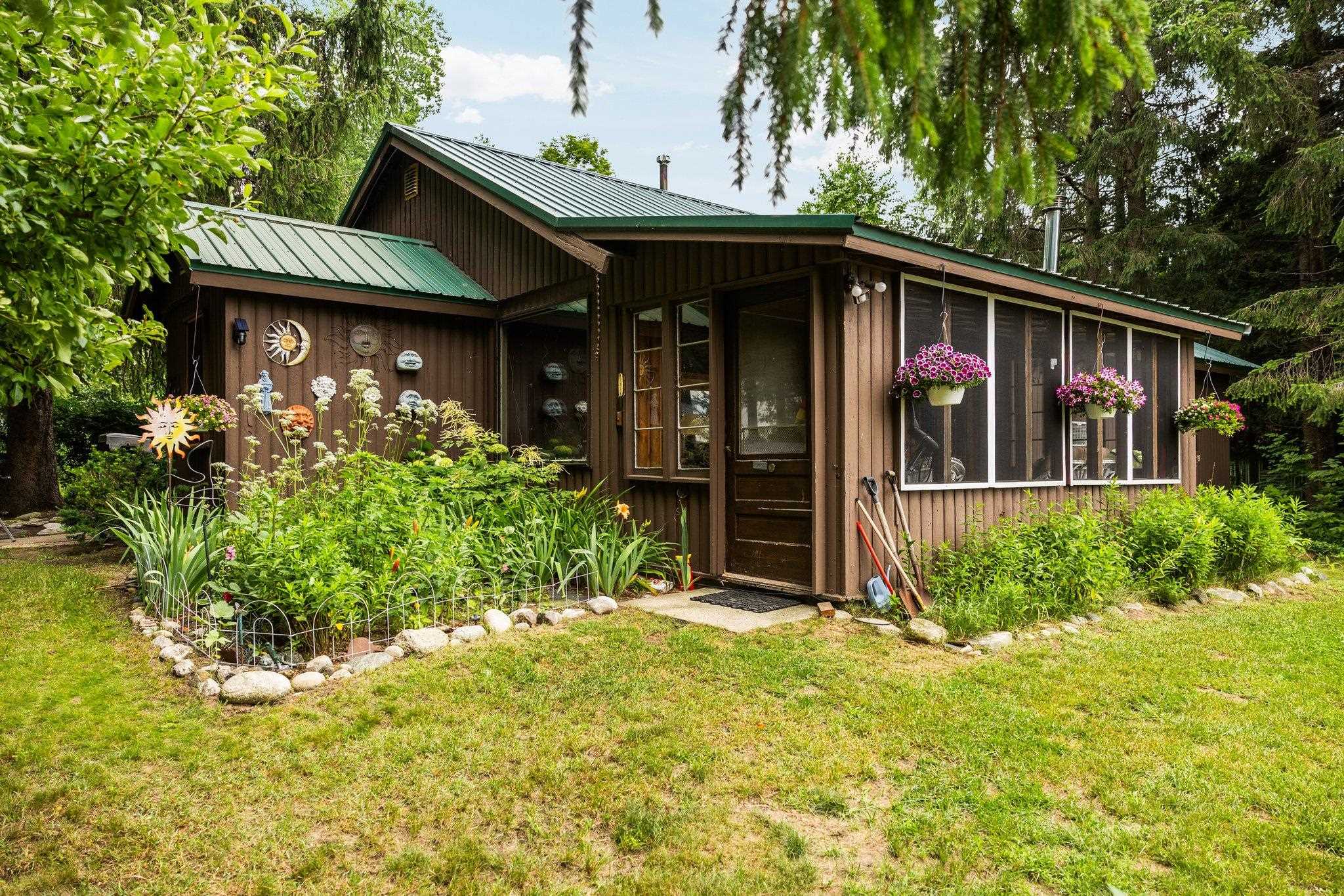 8370 Lake Of The Woods Road