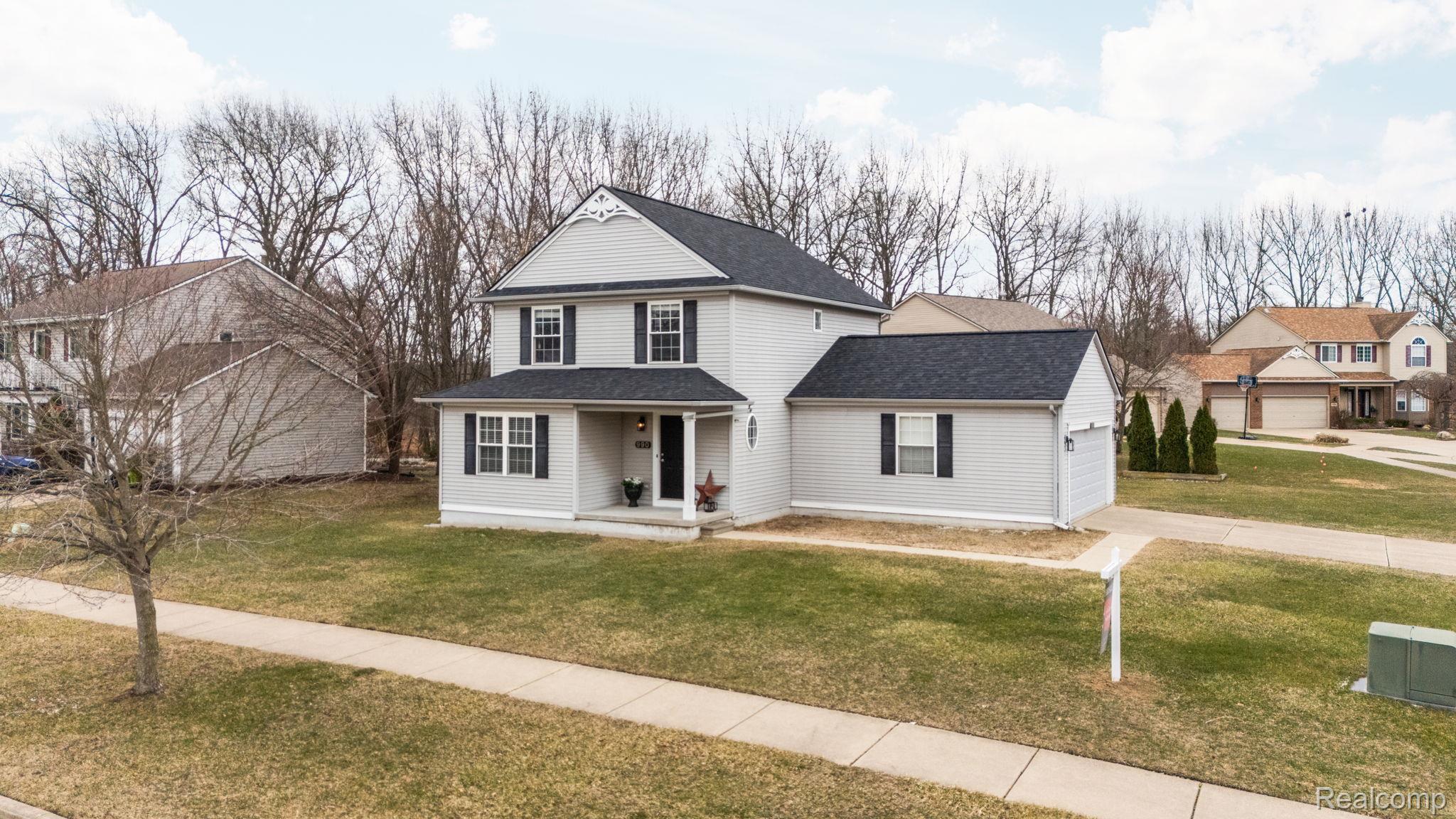 990 Waters Edge Lane