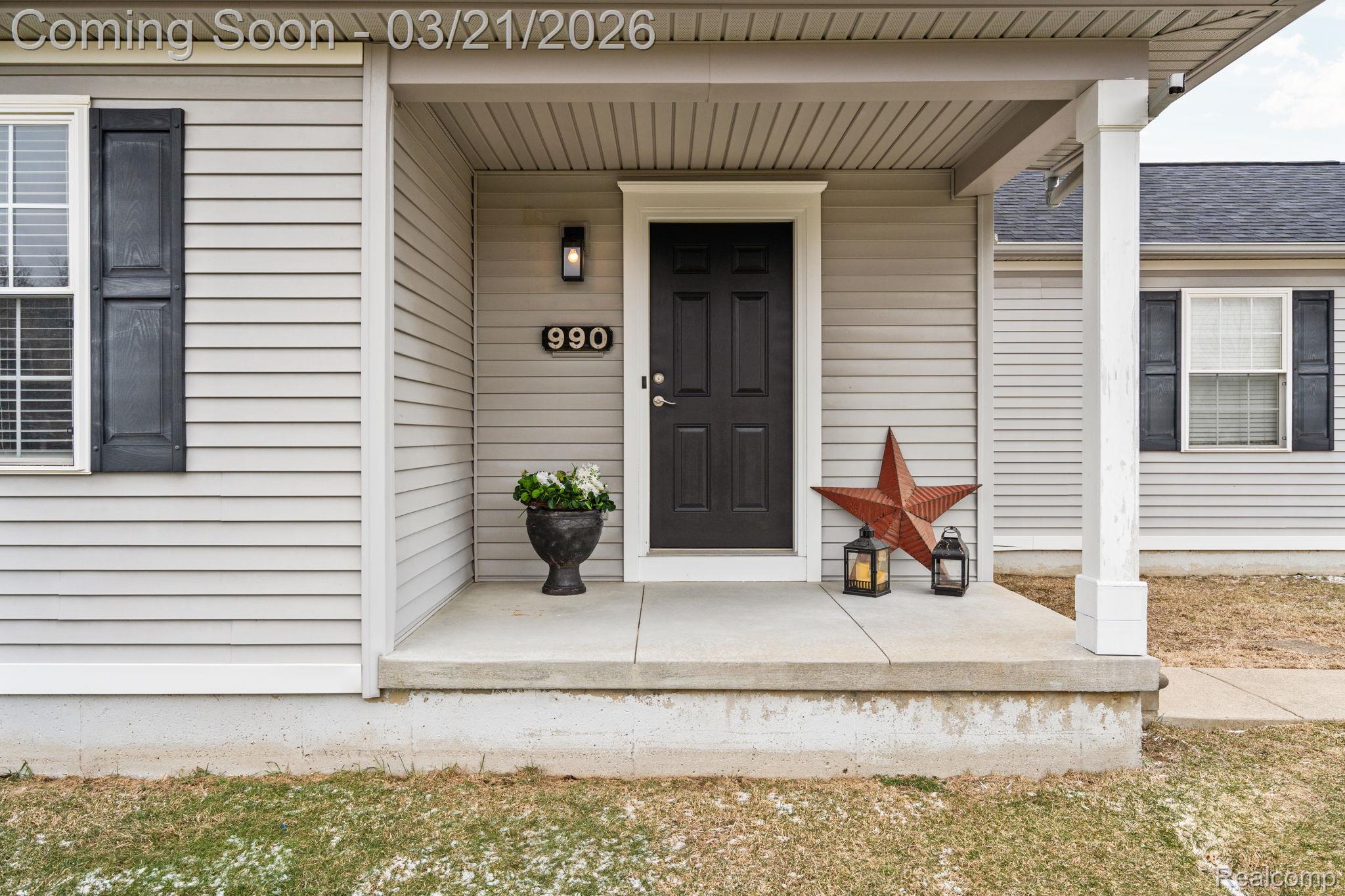 990 Waters Edge Lane