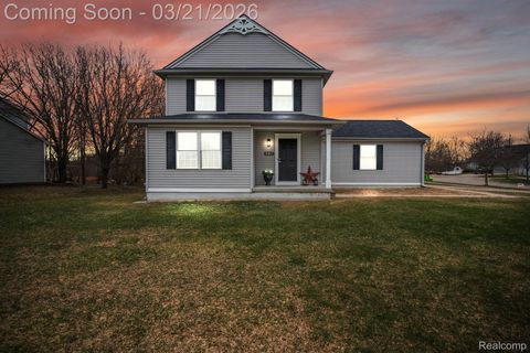 990 Waters Edge Lane Fenton City MI 48430