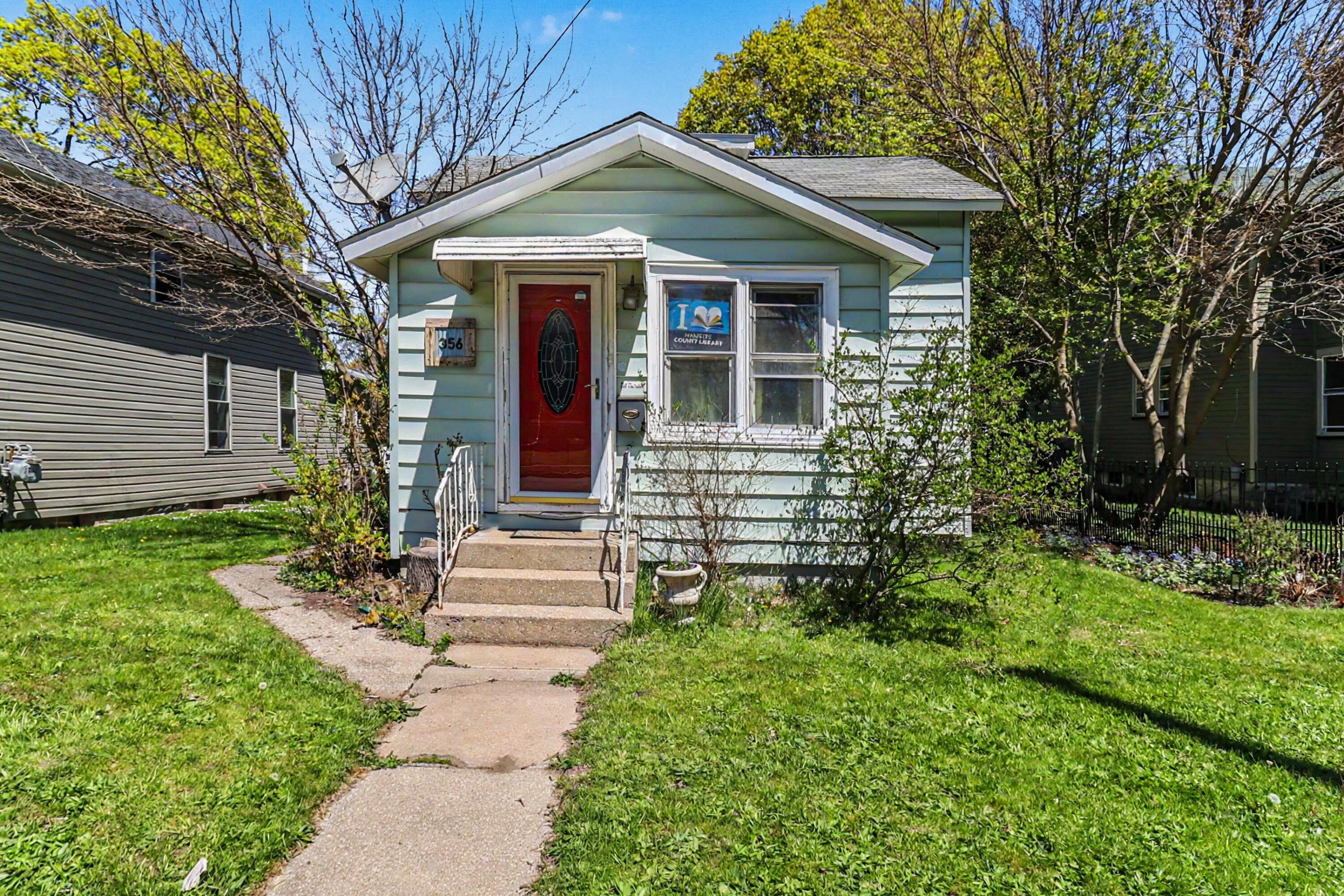 356 1st Street