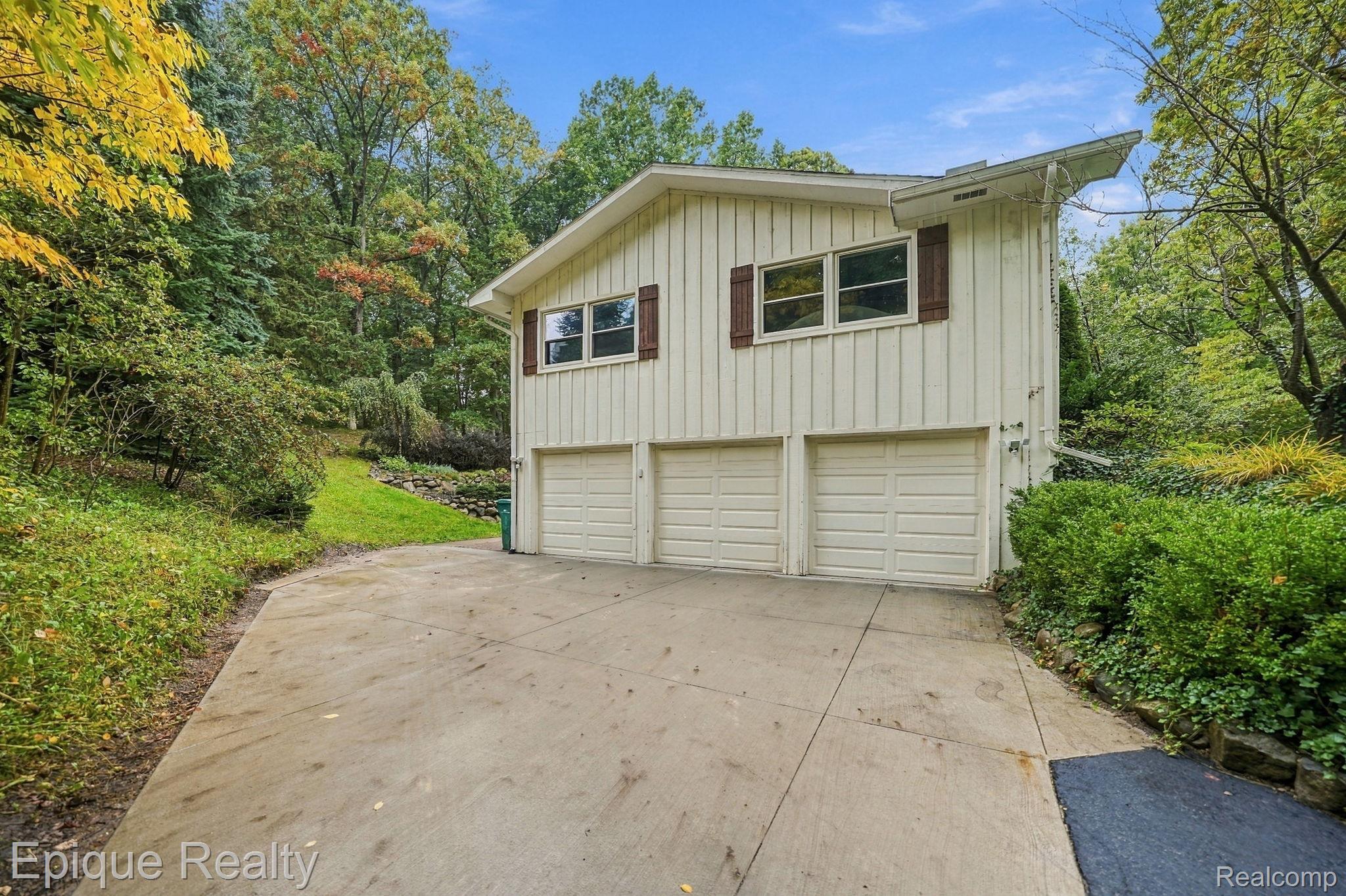 5355 Bullard Road