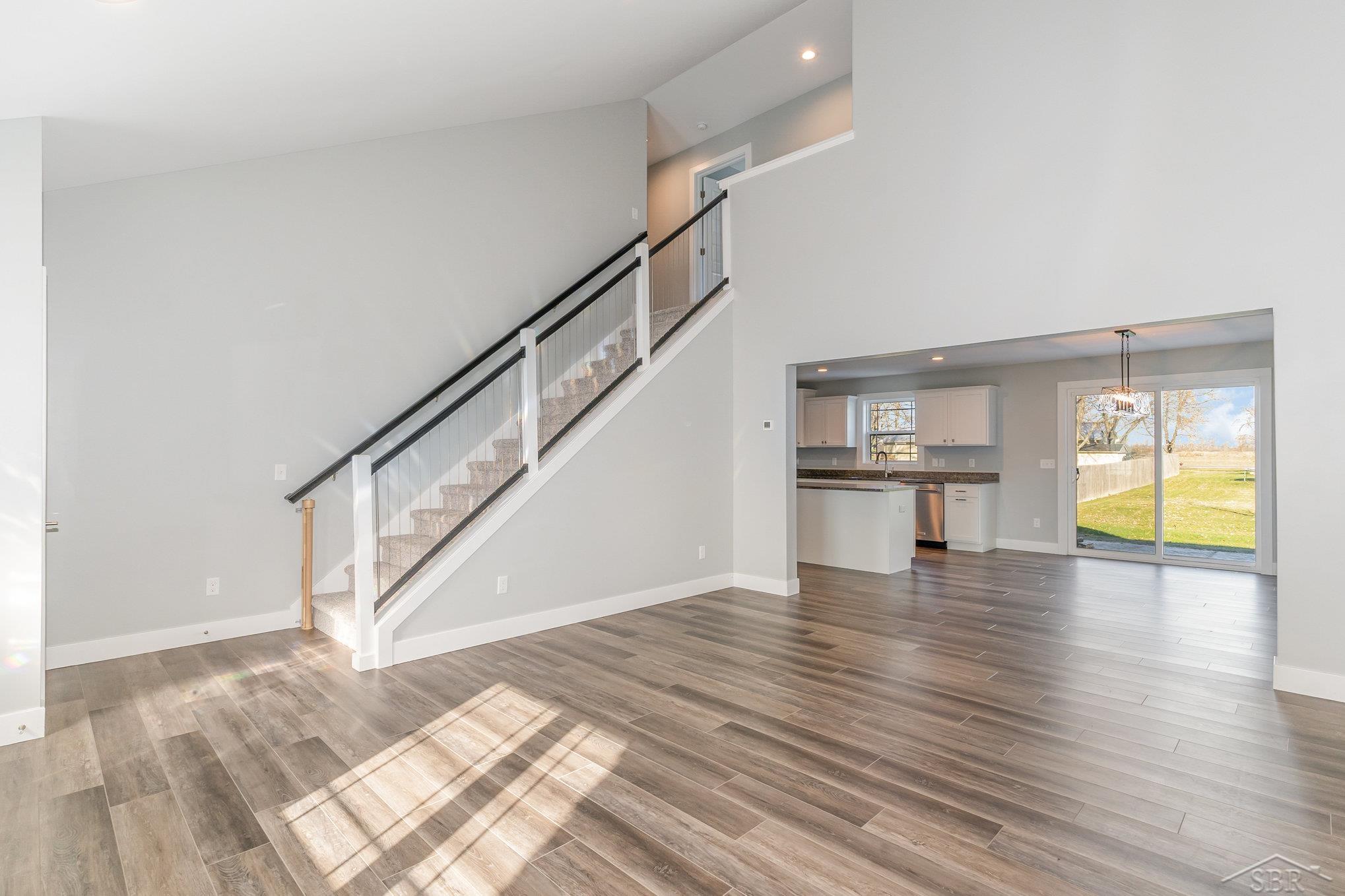 9160 Brook Hollow Lane