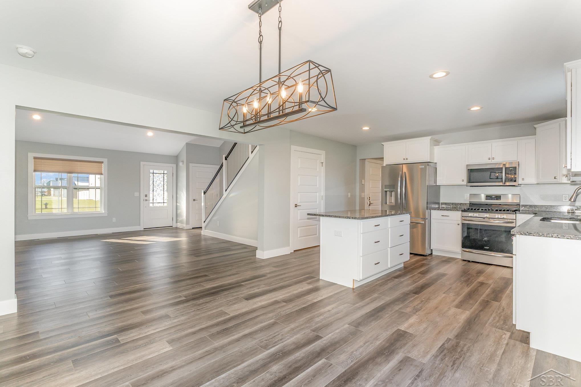 9160 Brook Hollow Lane