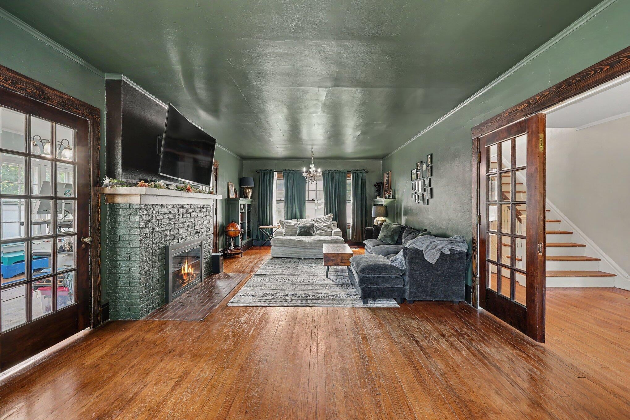 1115 W Michigan Avenue
