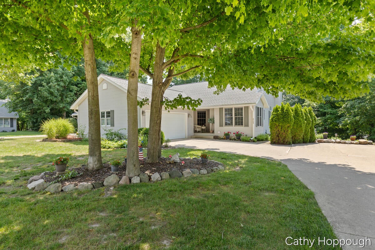 6733 Beechwood Drive