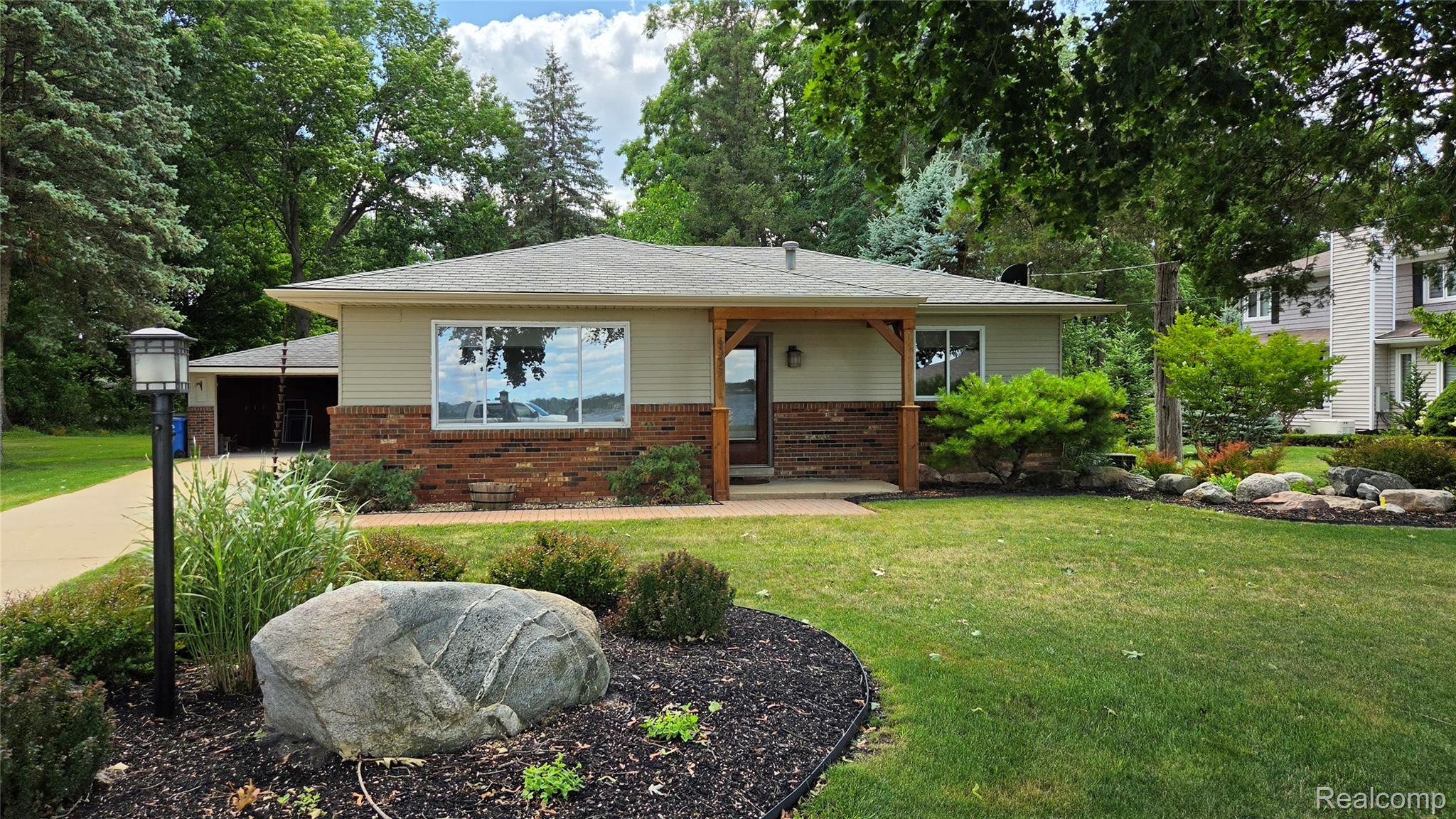 4357 Skusa Drive