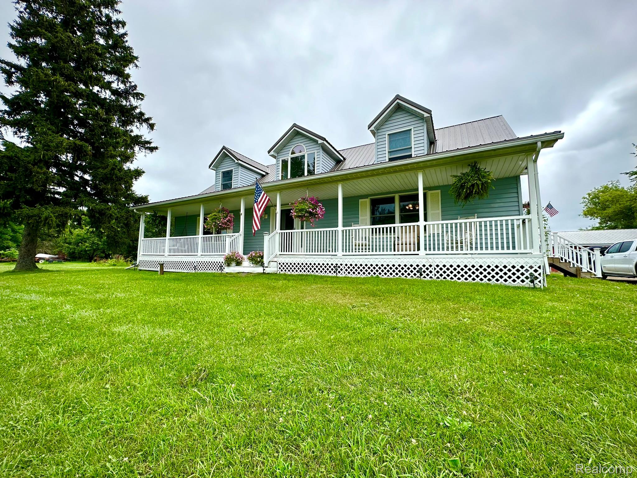 3873 Dexter Trail