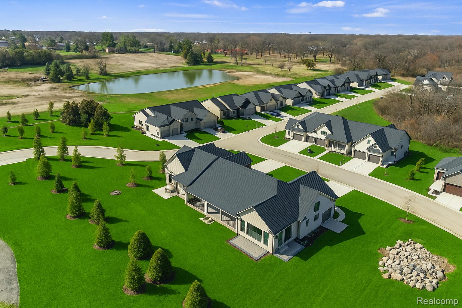 3077 CLARET Lane