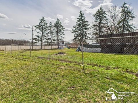listing image 44