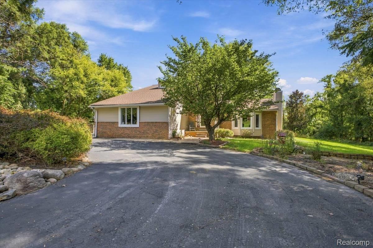 2605 Childs Lake Road