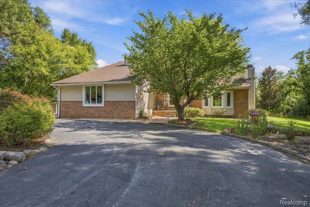 2605 Childs Lake Road