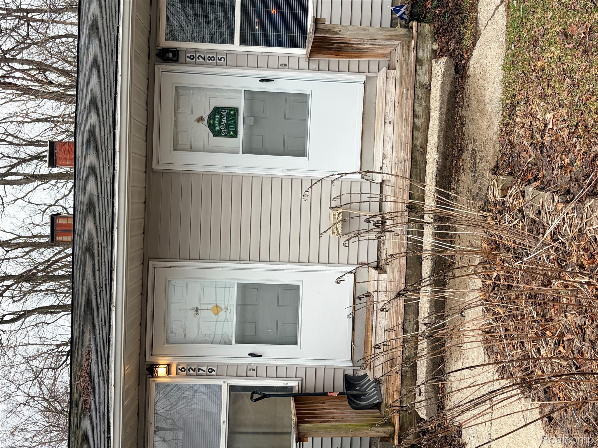 6279 Buckshore Drive Drive