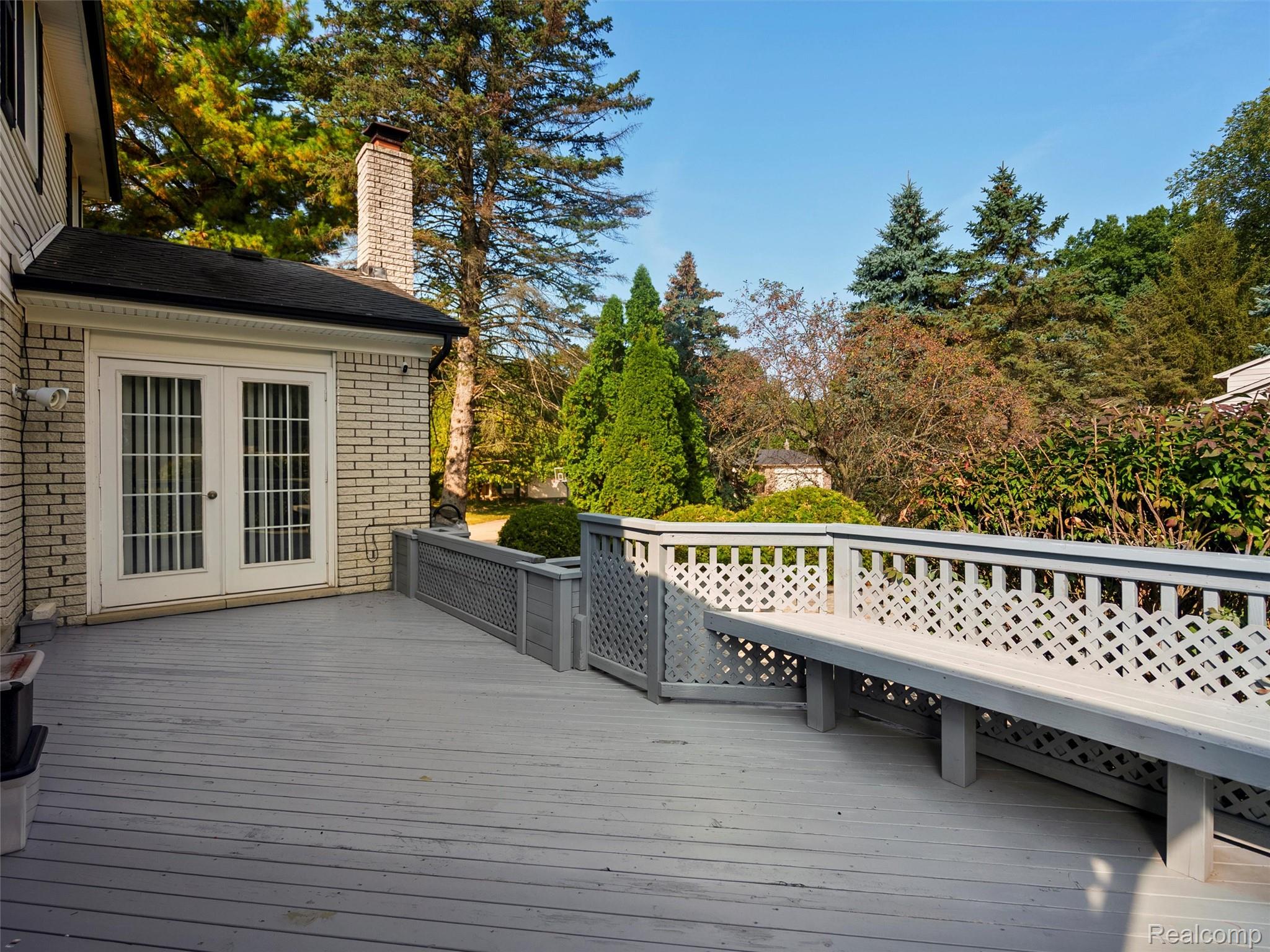 42881 Inverness Court