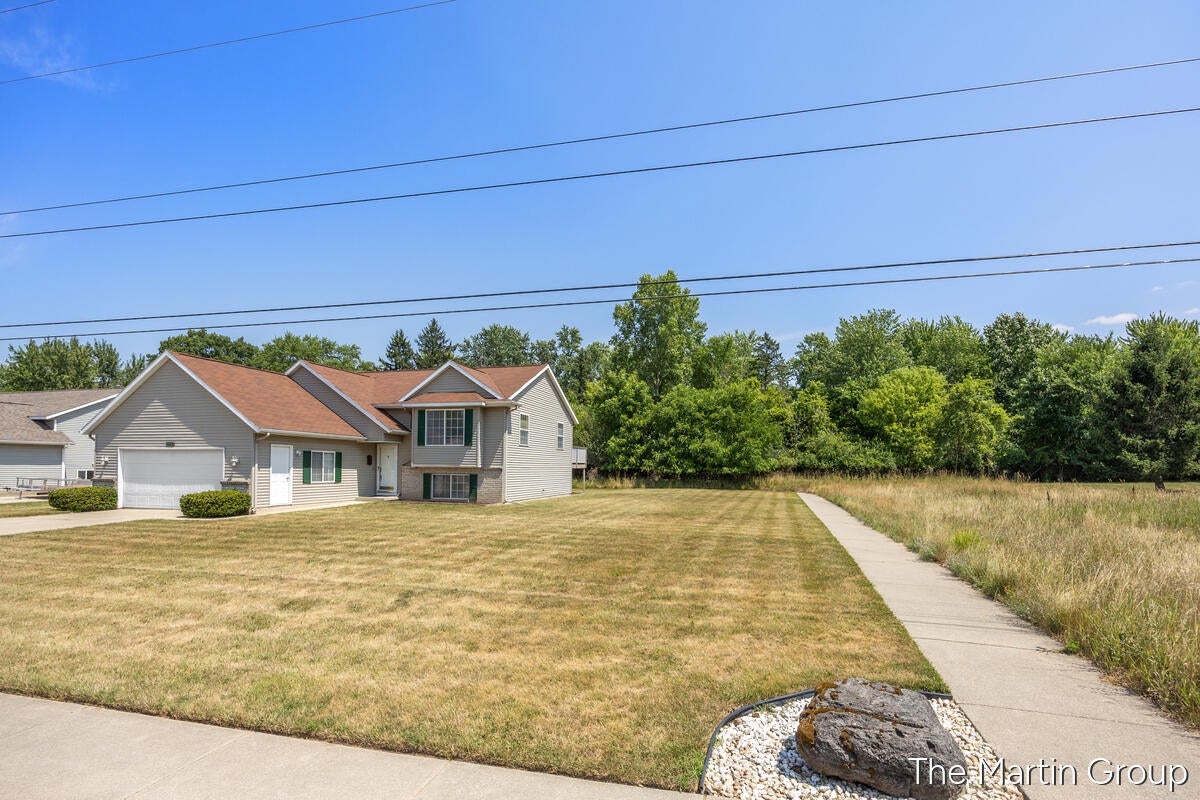 1930 Mullins Avenue NW
