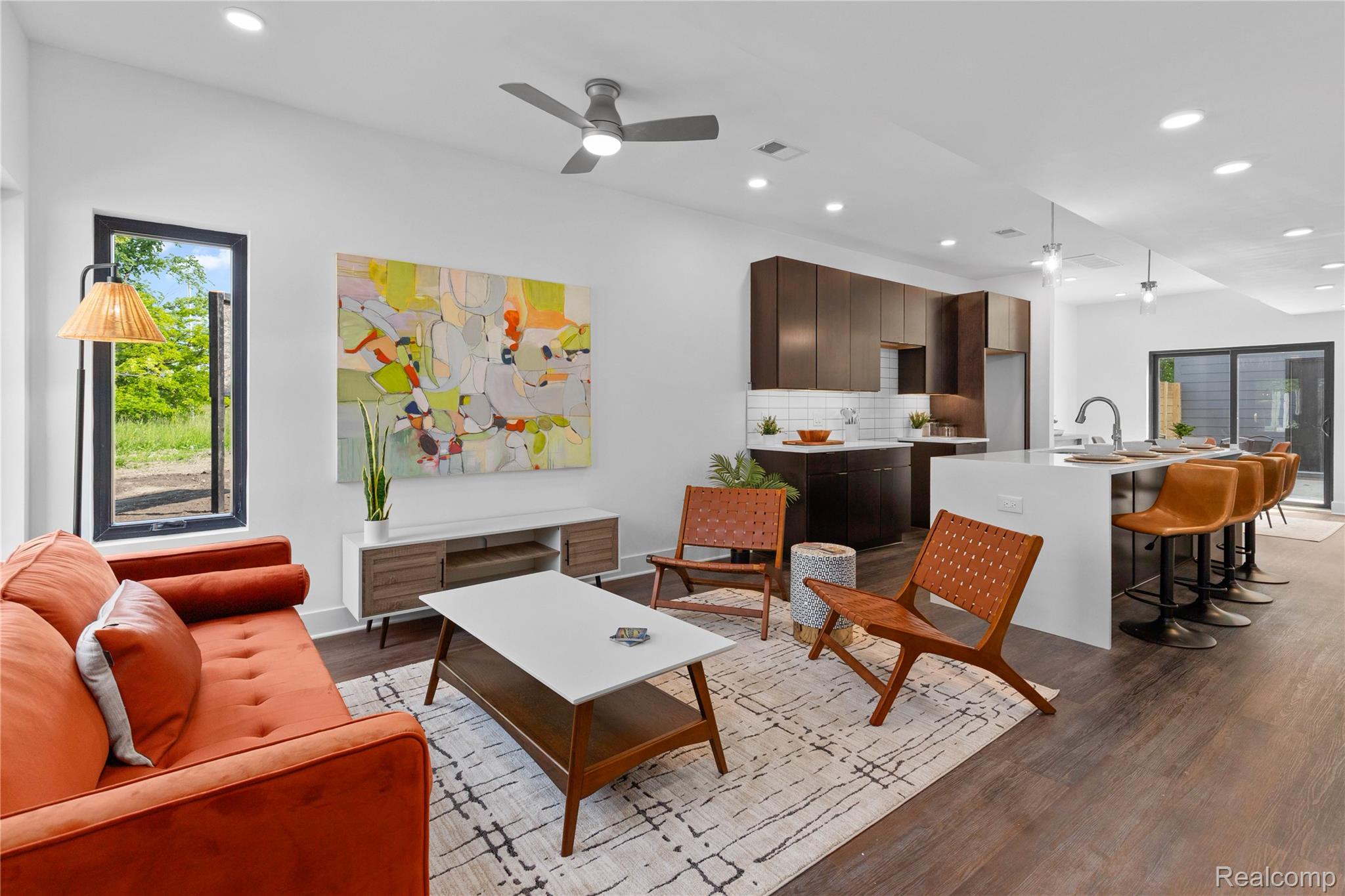 Detroit City, Michigan 48208, United States, 2 Bedrooms Bedrooms, ,3 BathroomsBathrooms,Residential,Active,195467