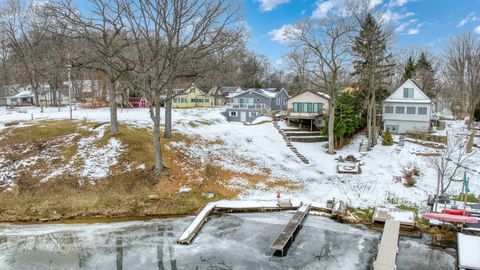 Tiny photo for 2050 Lakeview Drive, Cambridge Township, MI 49230 (MLS # 55025062406)