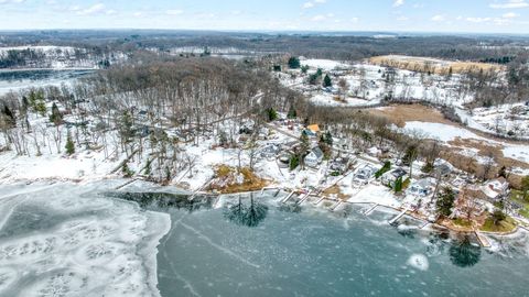 Tiny photo for 2050 Lakeview Drive, Cambridge Township, MI 49230 (MLS # 55025062406)