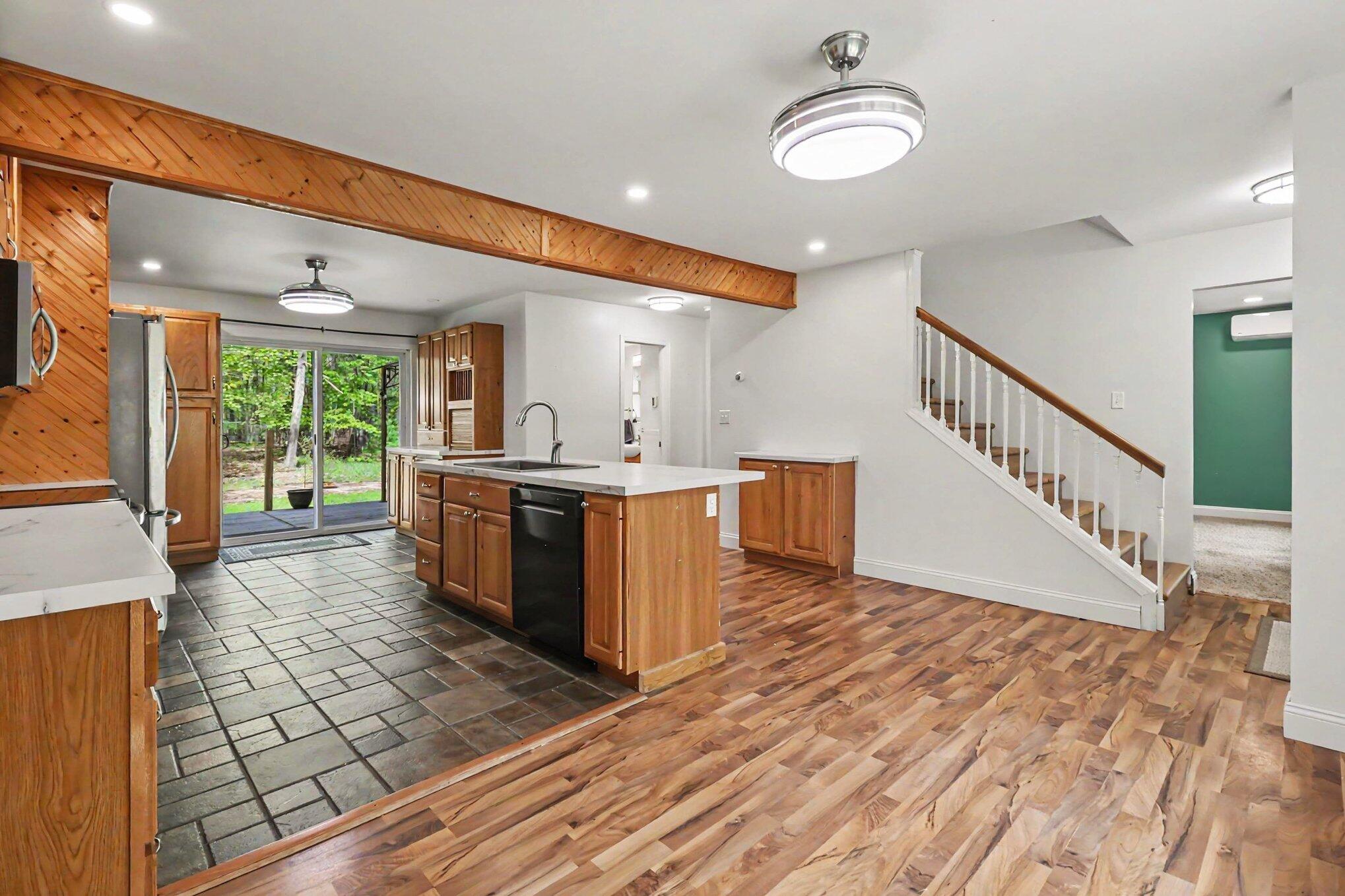 4370 Red Apple Road