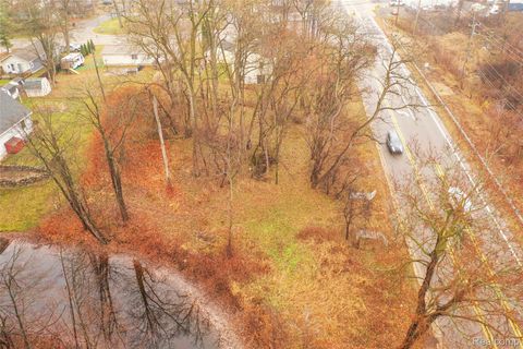 V/L Cooley Lake Road White Lake Charter Township MI 48386