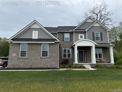 908 S Livernois Road Rochester Hills City MI 48307