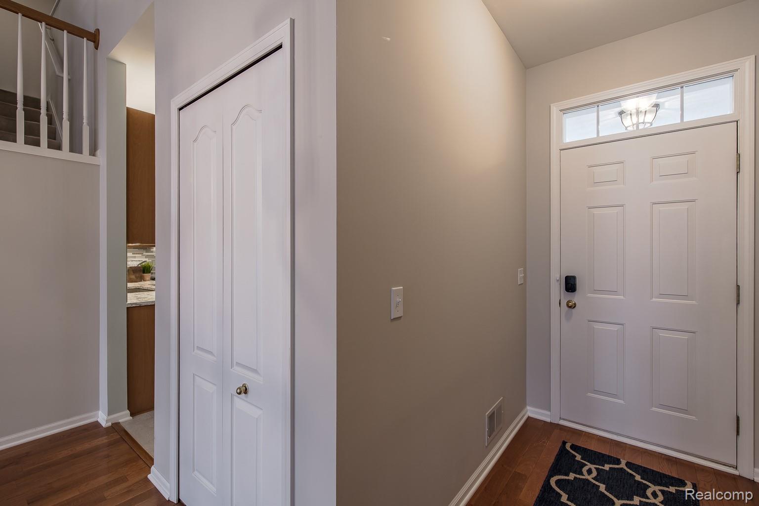 5710 Pinecroft Court