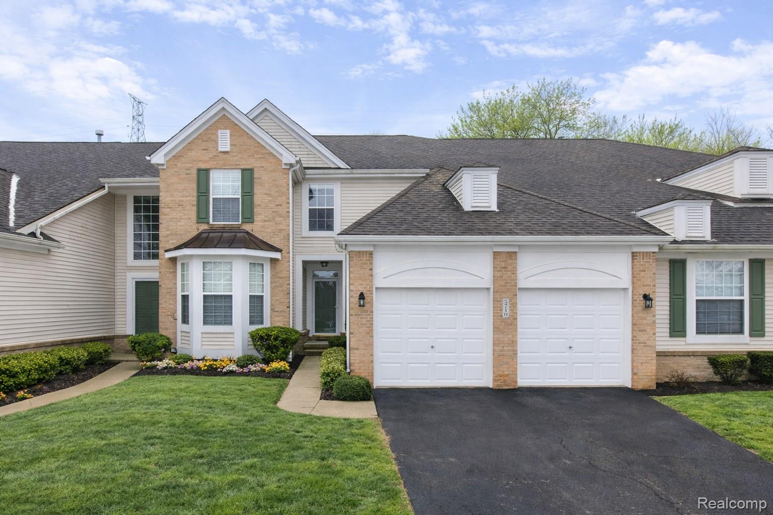 5710 Pinecroft Court