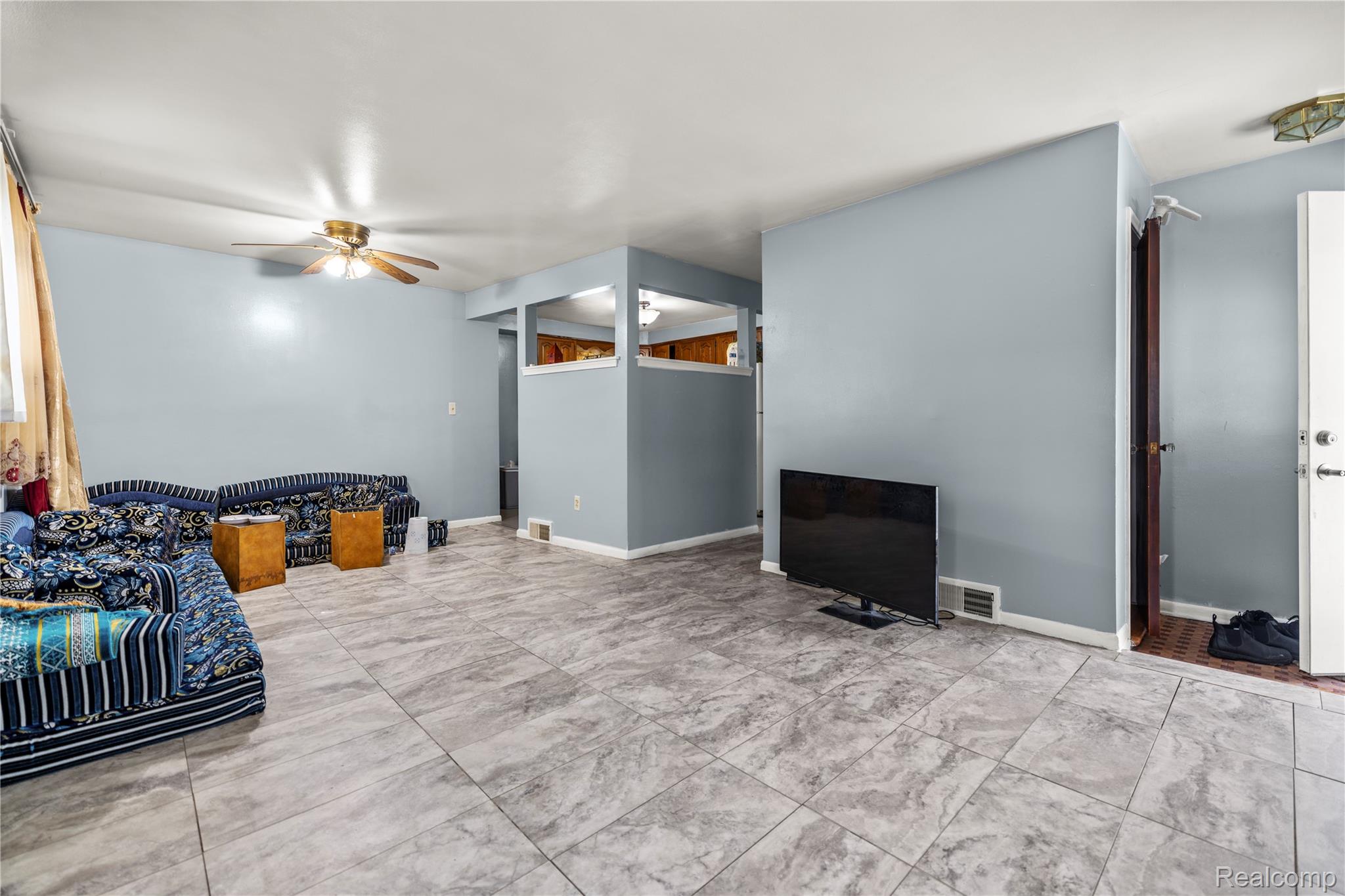 3492 Elizabeth Street