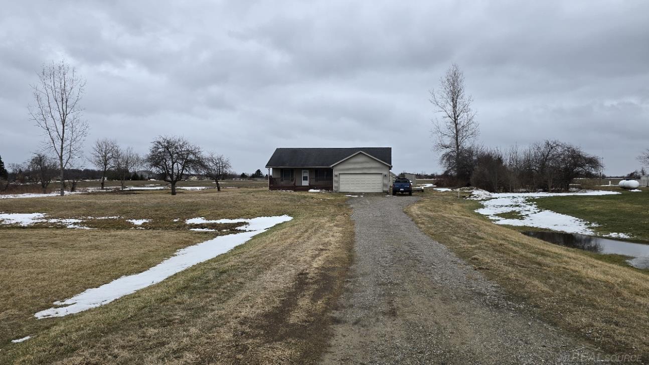 5688 Galbraith Line Road