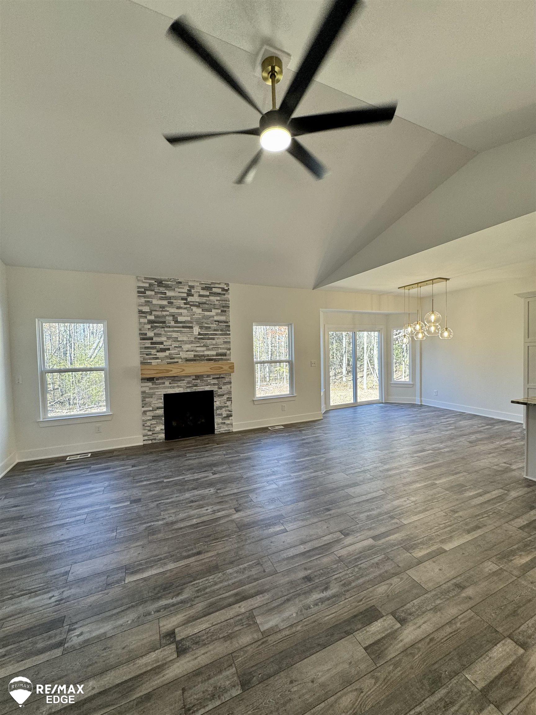 8347 Peninsula Circle