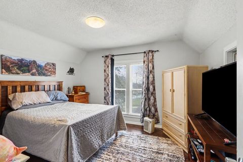 Tiny photo for 637 Denner Street, Kalamazoo City, MI 49006 (MLS # 66026013519)