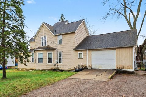 Photo of 637 Denner Street, Kalamazoo City, MI 49006 (MLS # 66026013519)