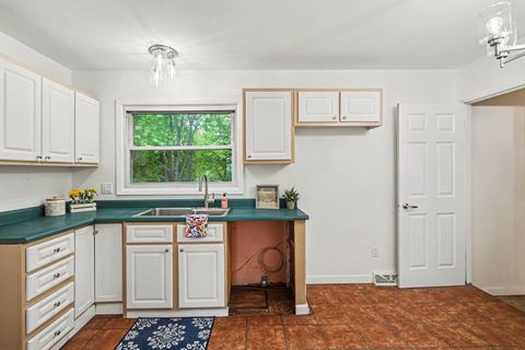 Tiny photo for 168 Homecrest Road, Bedford Charter Township, MI 49037 (MLS # 66026028826)