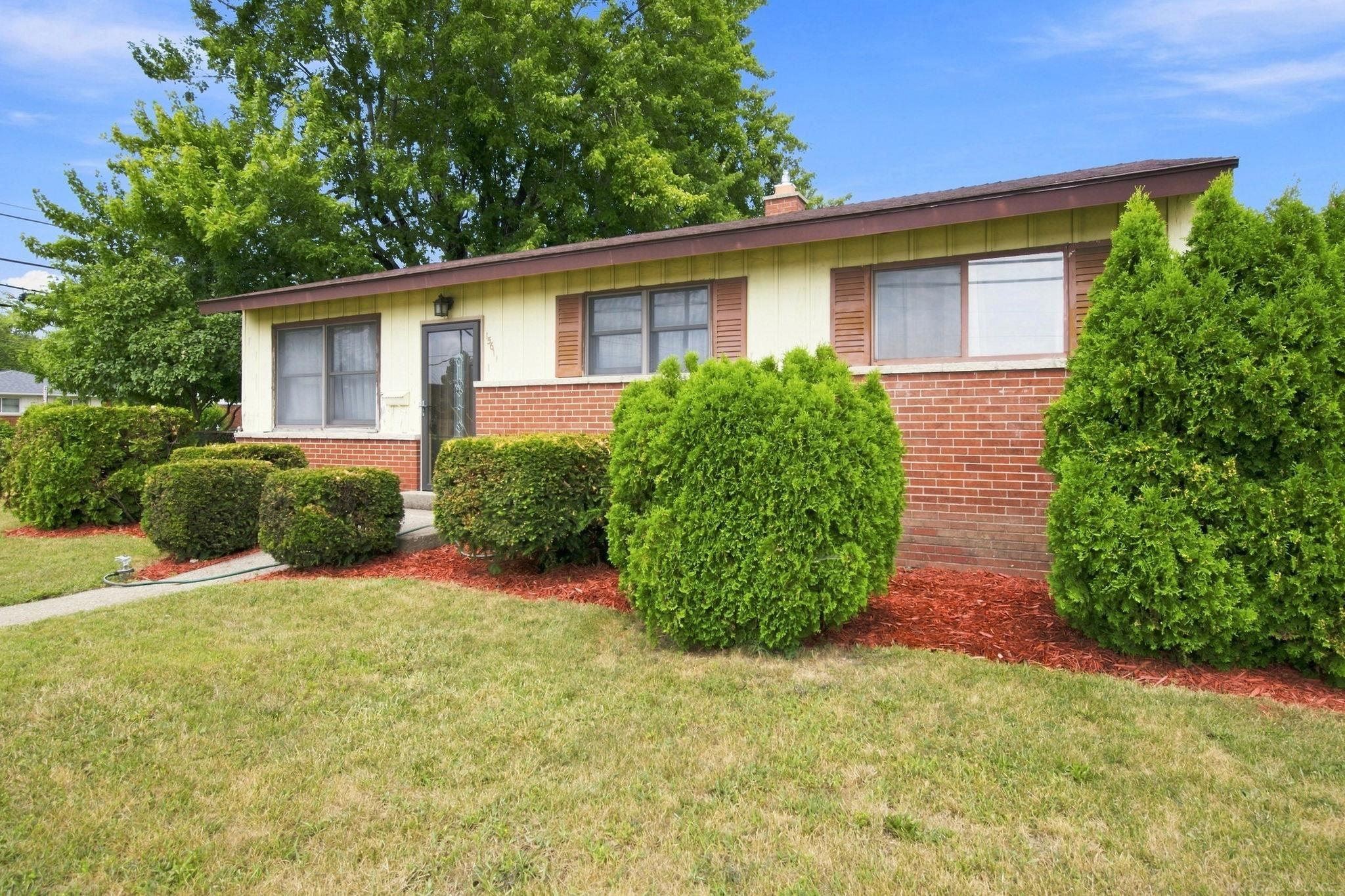 15611 common Road