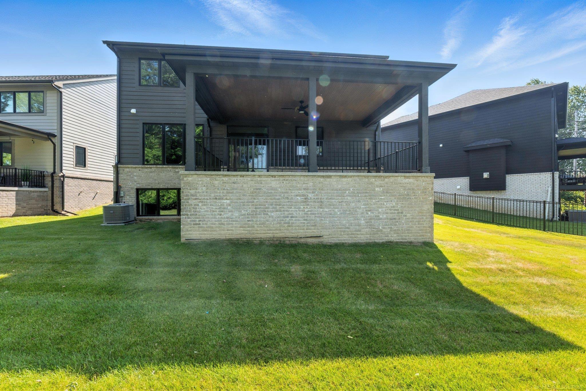 54729 Camden Court