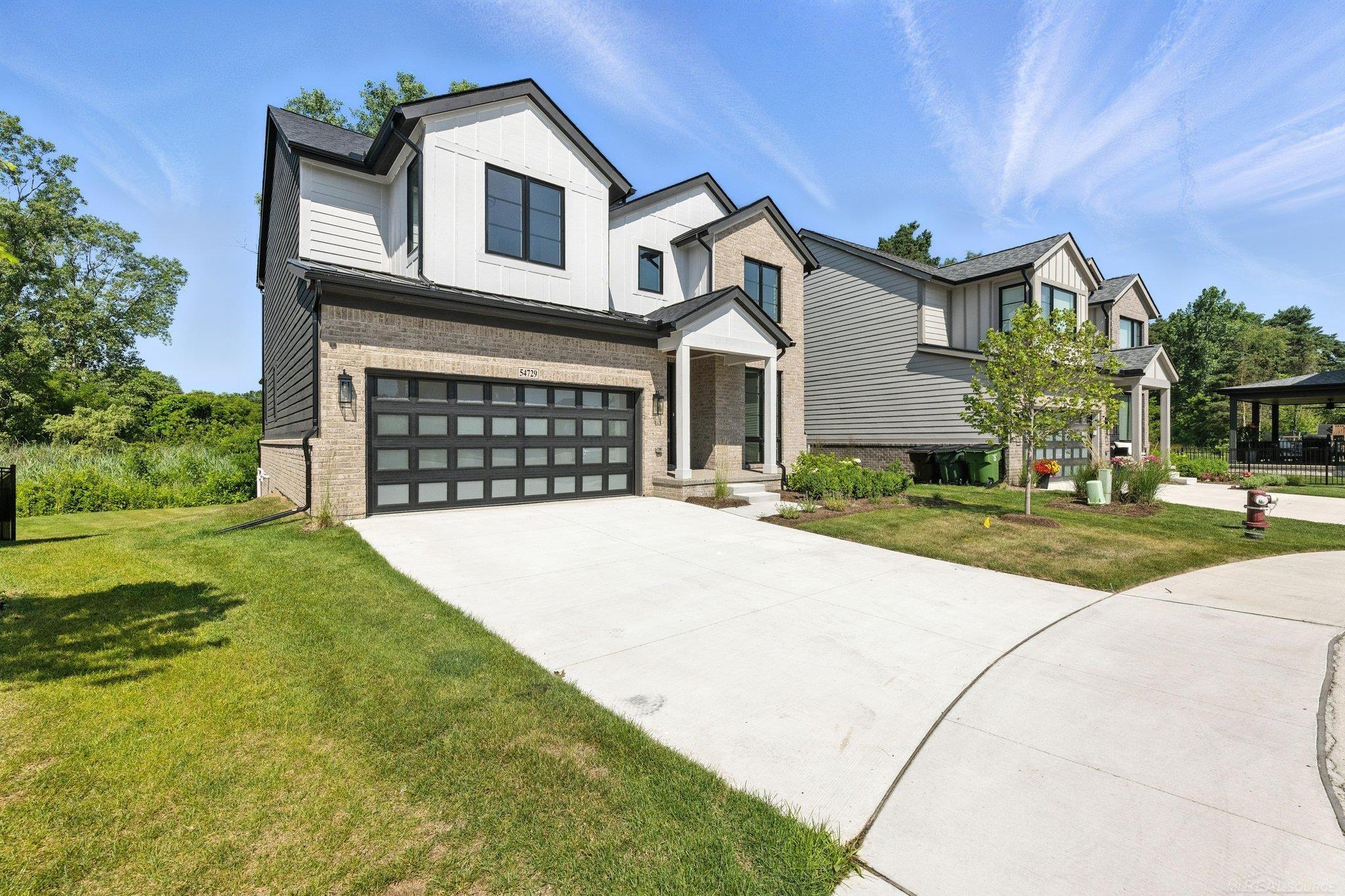 54729 Camden Court