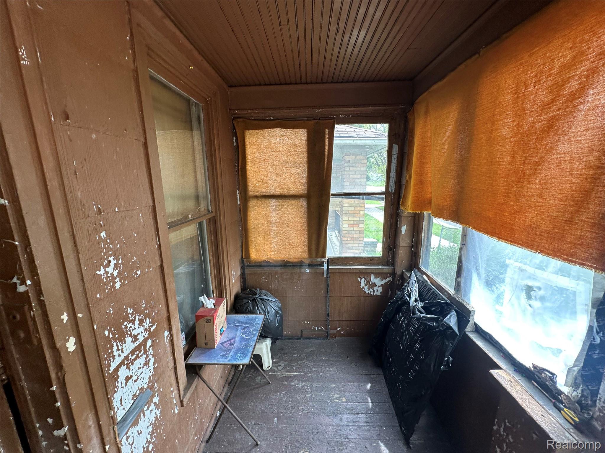 5042 Pennsylvania Street
